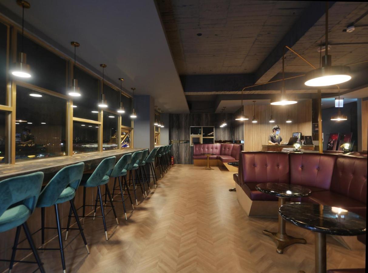 Modern Inn Taizhong Zewnętrze zdjęcie
