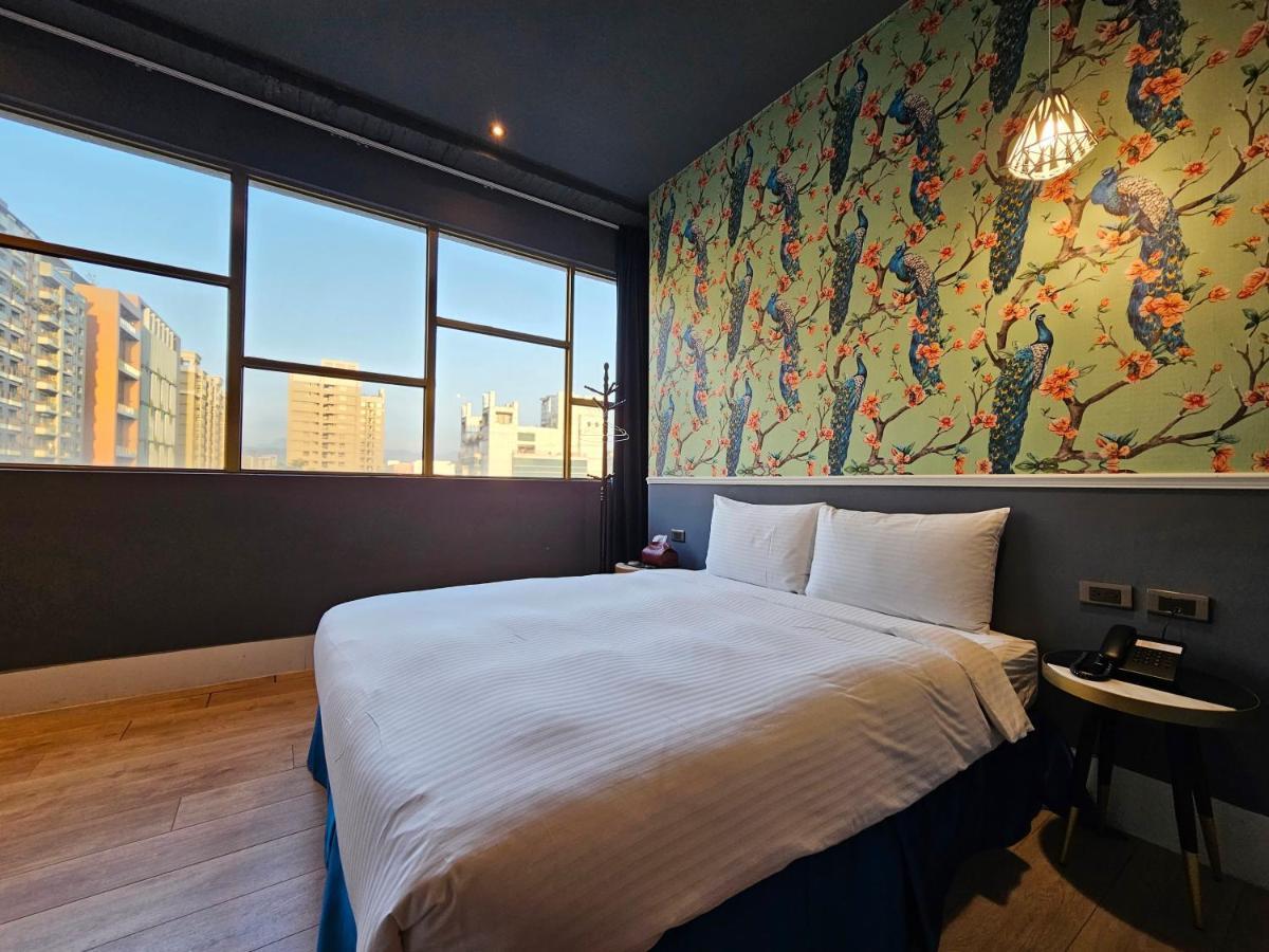 Modern Inn Taizhong Zewnętrze zdjęcie