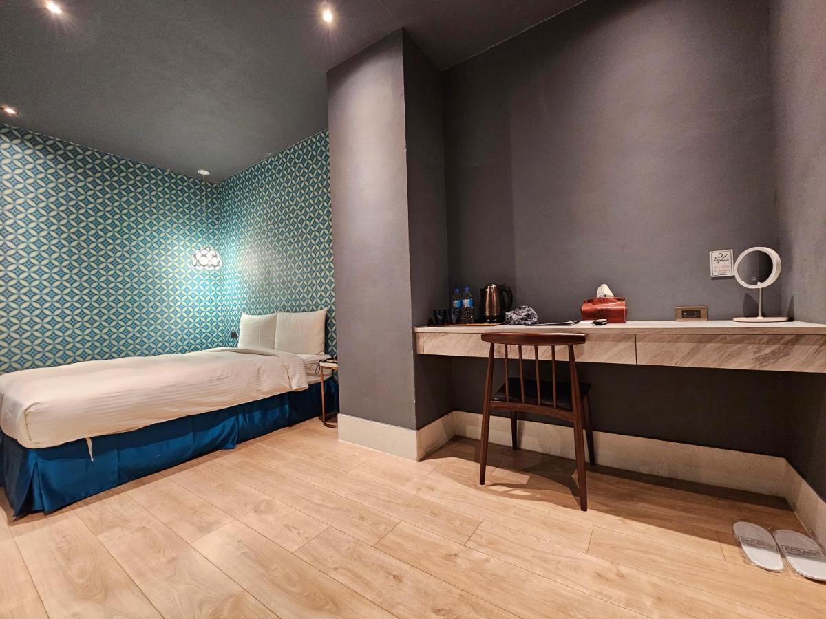 Modern Inn Taizhong Zewnętrze zdjęcie