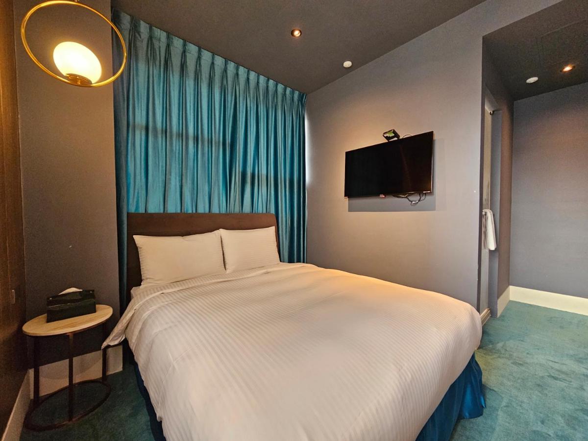 Modern Inn Taizhong Zewnętrze zdjęcie